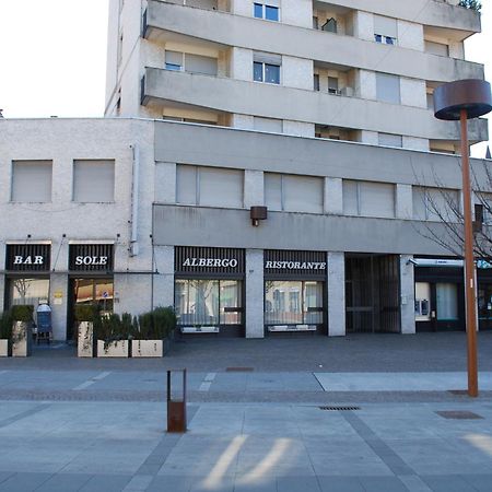 מריאנו קומנסה Albergo Sole מראה חיצוני תמונה