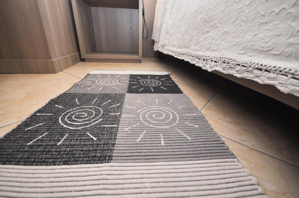 מריאנו קומנסה Albergo Sole מראה חיצוני תמונה