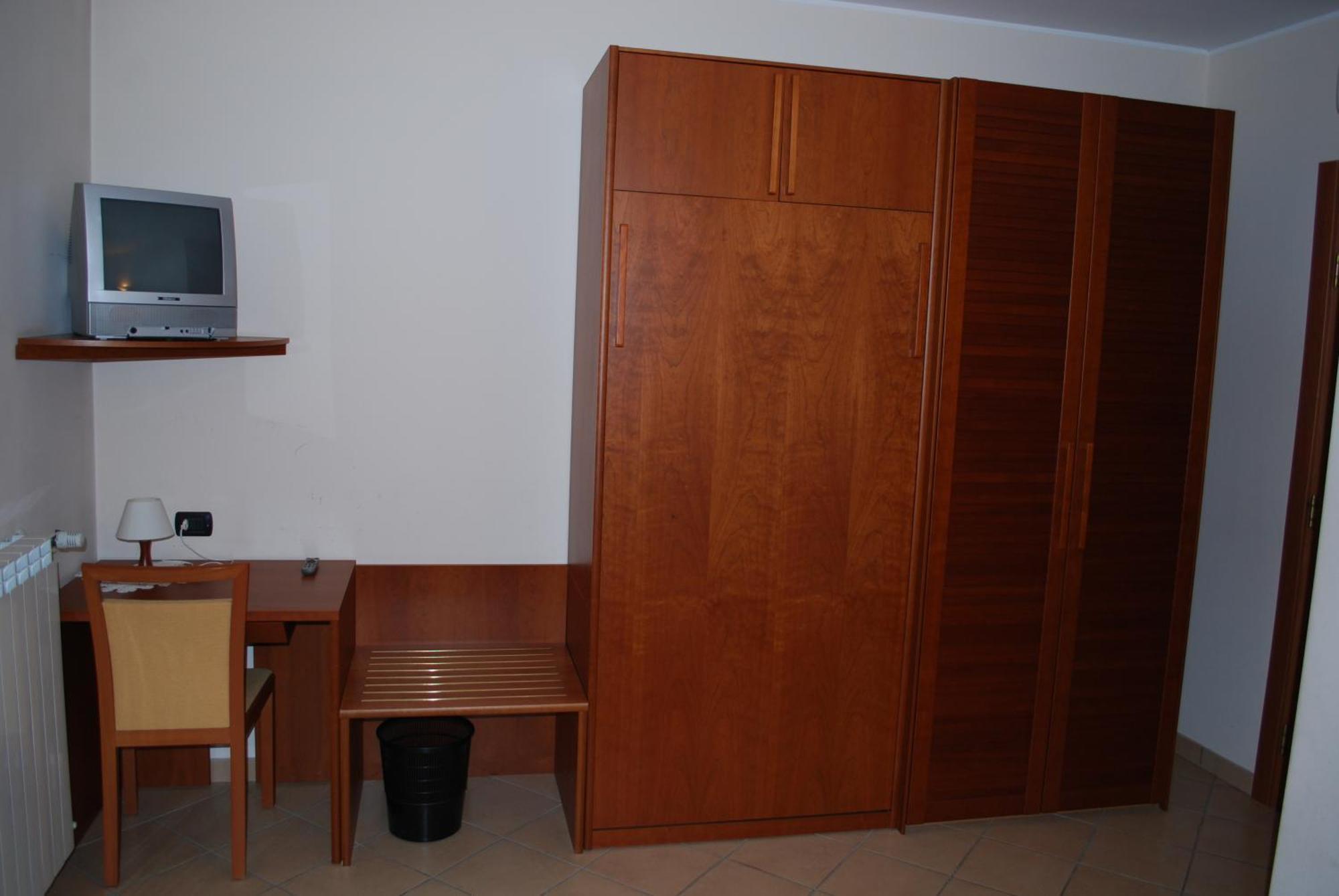 מריאנו קומנסה Albergo Sole מראה חיצוני תמונה