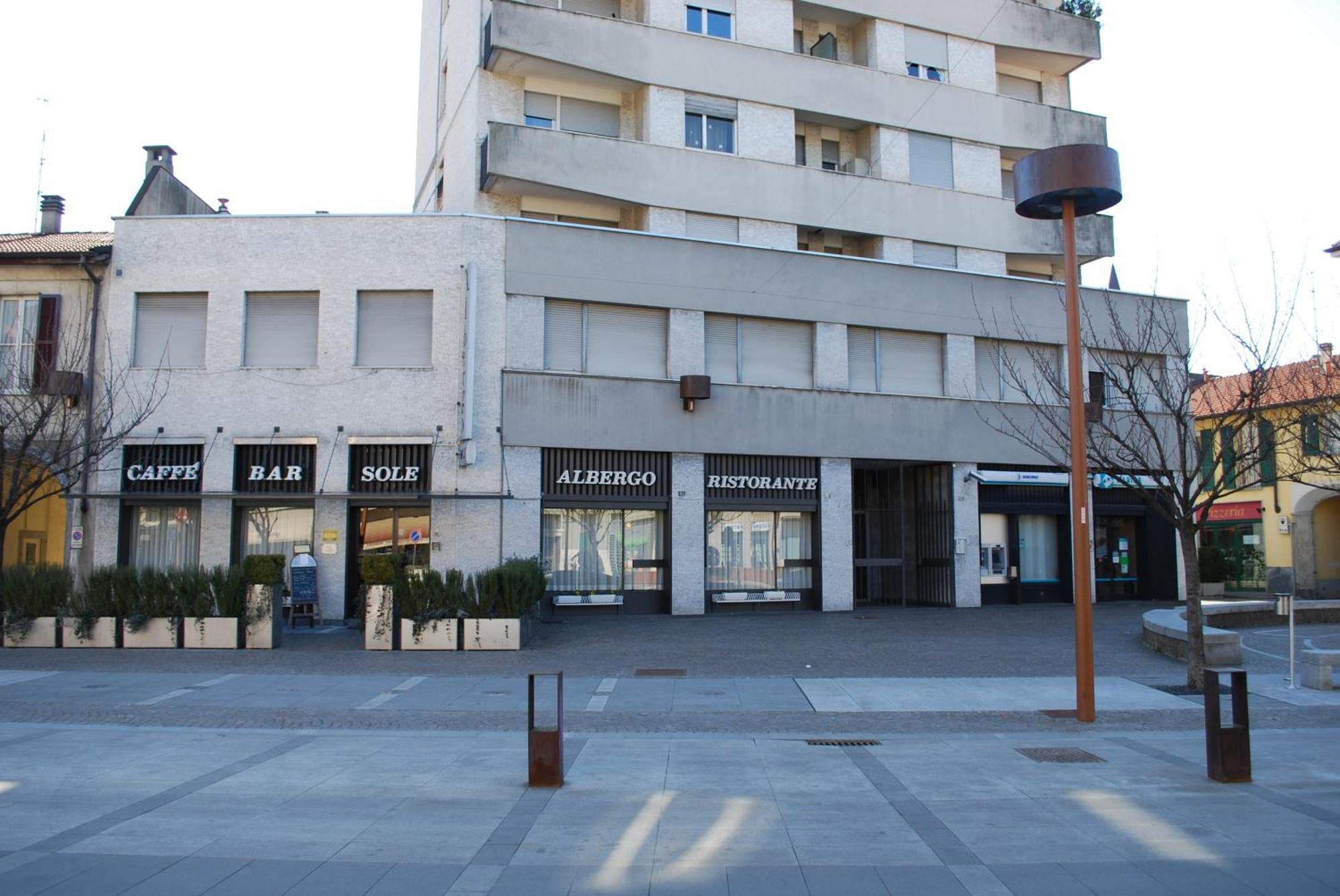 מריאנו קומנסה Albergo Sole מראה חיצוני תמונה