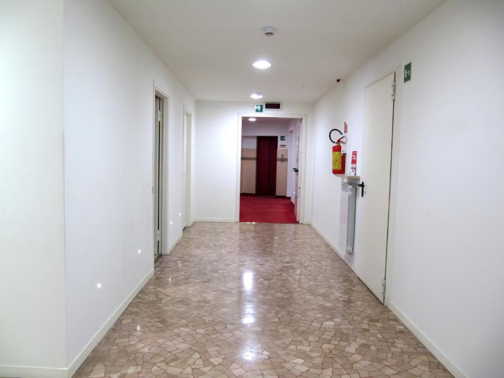מריאנו קומנסה Albergo Sole מראה חיצוני תמונה