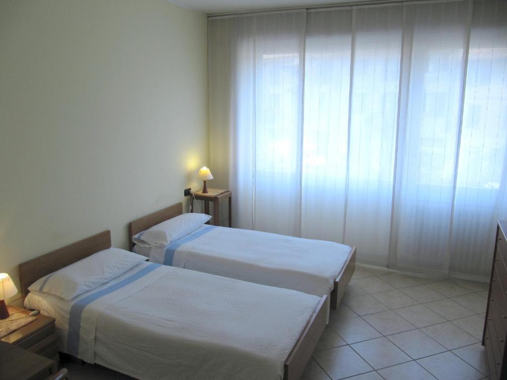 מריאנו קומנסה Albergo Sole מראה חיצוני תמונה